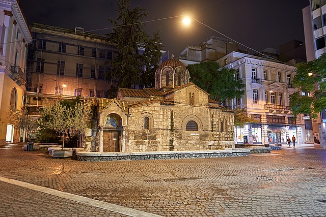 The_Church_of_Panagia_Kapnikarea_from_Kapnikareas_Street_on_November_14,_2019.jpg