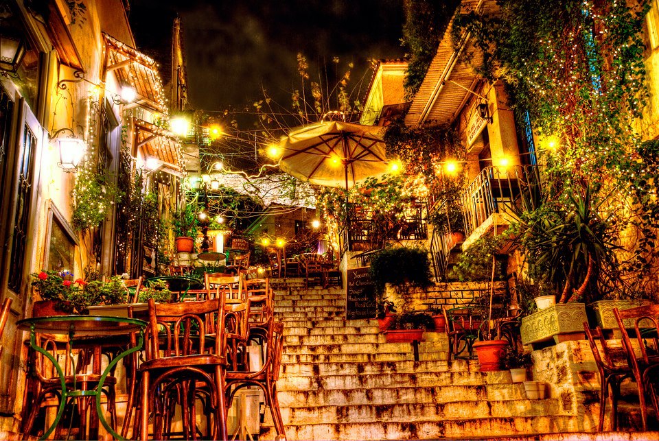 athens by night 3.jpg